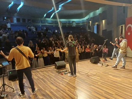 Hukuk Fakültesinde 4 Sayılı Hareket Konseri